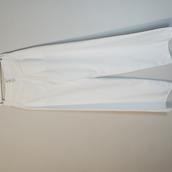 Madewell Women's Straight Leg Cream Jeans - Picture 12 of 13